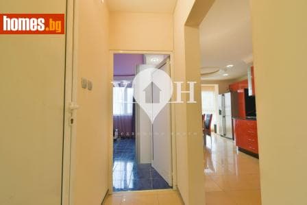 Тристаен, 86m²
