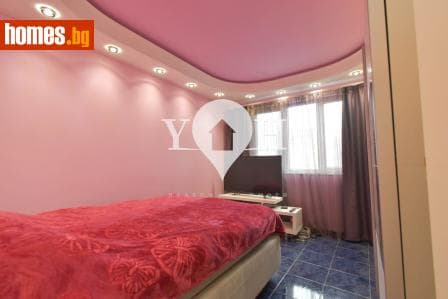 Тристаен, 86m²
