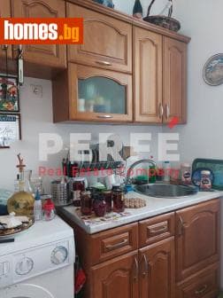 Тристаен, 80m²