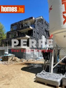 Тристаен, 147m²