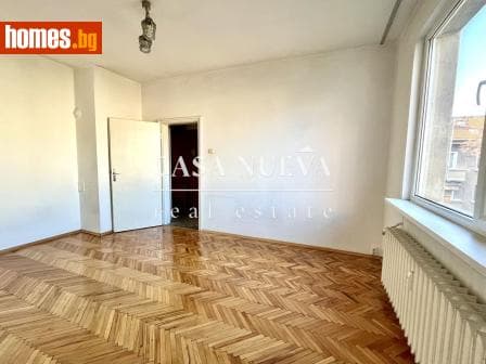 Двустаен, 80m²