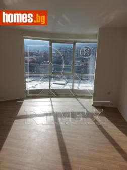 Тристаен, 129m²