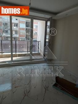 Тристаен, 110m²