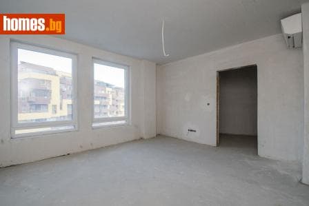 Тристаен, 167m²
