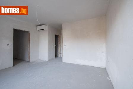 Тристаен, 167m²