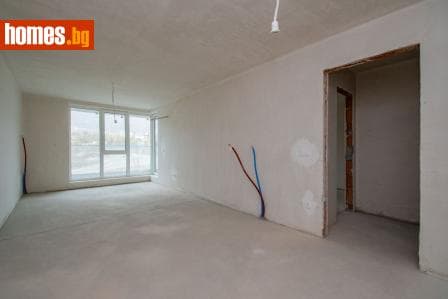 Двустаен, 82m²