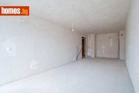Двустаен, 82m²