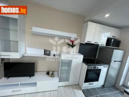 Тристаен, 85m²