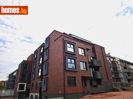 Тристаен, 114m²