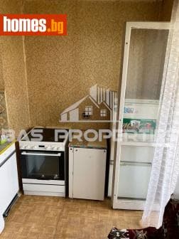Тристаен, 85m²