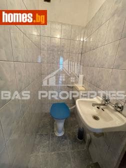 Тристаен, 85m²