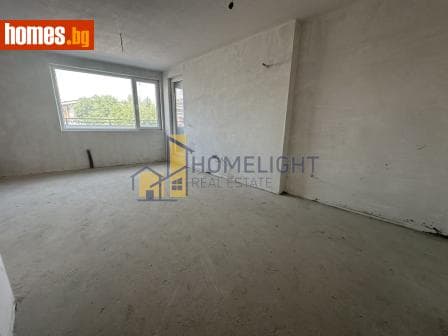 Тристаен, 118m²