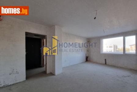 Тристаен, 118m²