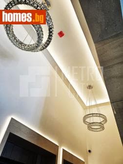 Тристаен, 130m²