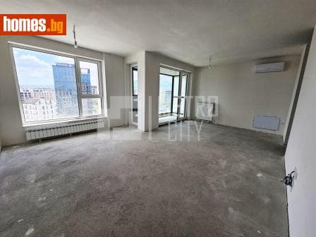 Тристаен, 130m²