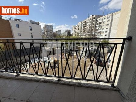 Двустаен, 65m²