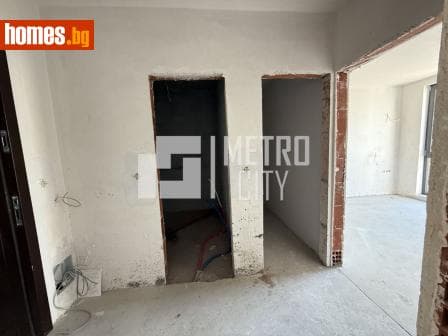 Двустаен, 66m²