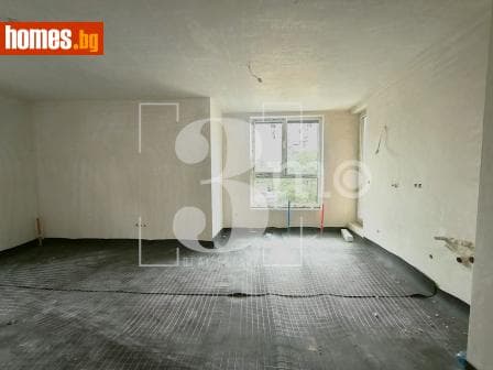 Тристаен, 119m²