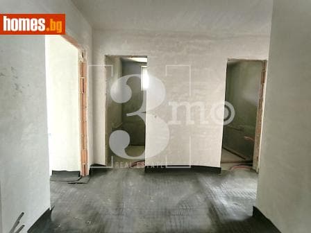 Тристаен, 119m²