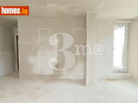 Тристаен, 113m²