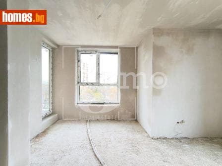 Тристаен, 113m²