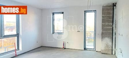 Тристаен, 99m²