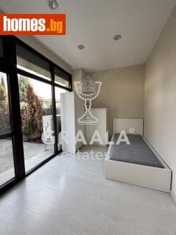 Тристаен, 145m²