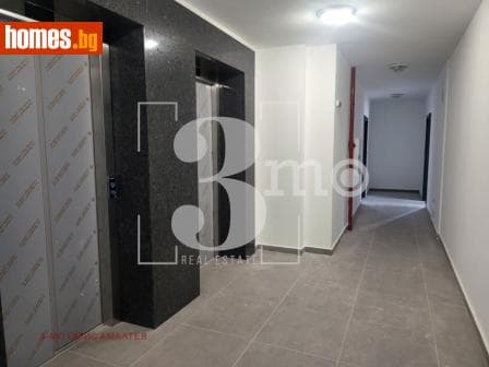 Тристаен, 99m²