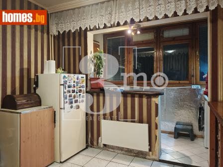 Двустаен, 65m²