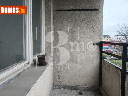 Тристаен, 86m²
