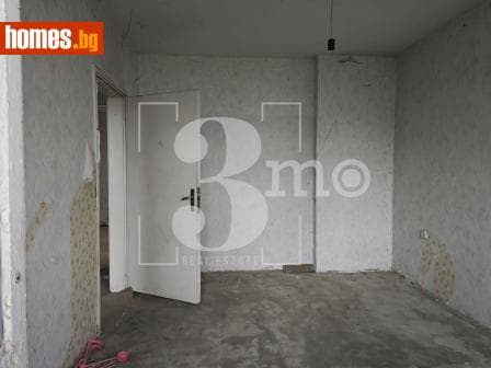 Тристаен, 86m²