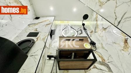 Двустаен, 65m²
