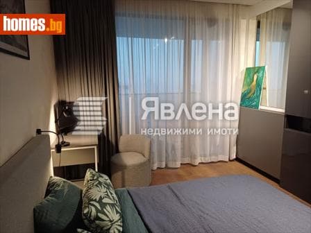 Тристаен, 131m²