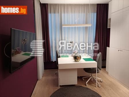 Тристаен, 131m²
