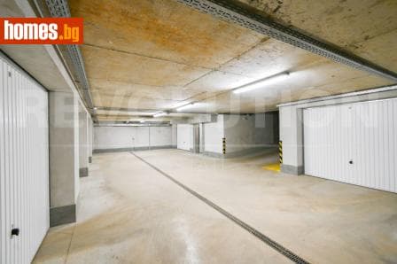 Тристаен, 125m²