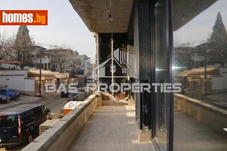 Тристаен, 113m²