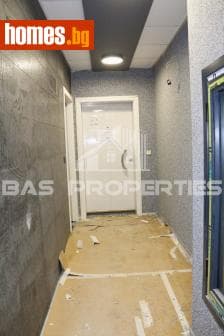 Тристаен, 113m²