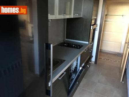 Двустаен, 82m²