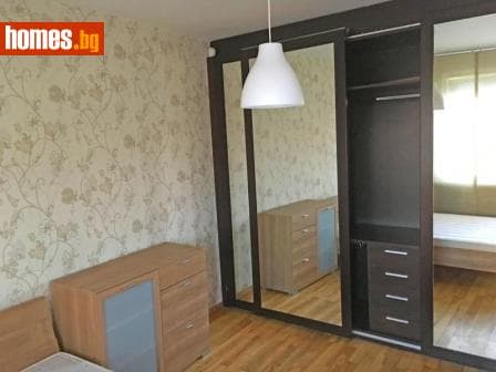 Двустаен, 82m²