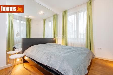 Тристаен, 86m²