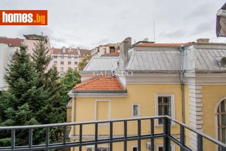 Тристаен, 86m²