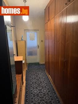 Едностаен, 46m²