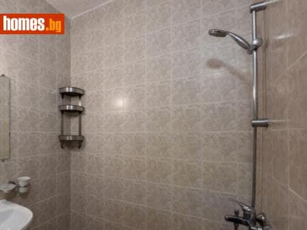 Тристаен, 110m²