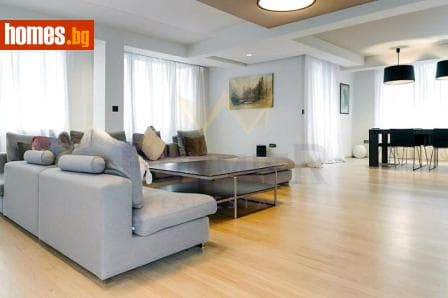 Четиристаен, 201m²