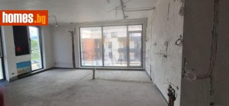 Четиристаен, 146m²