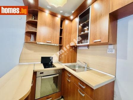 Тристаен, 113m²