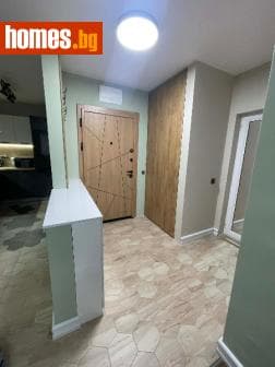 Двустаен, 67m²