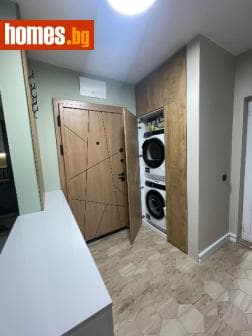 Двустаен, 67m²