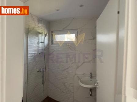 Двустаен, 65m²