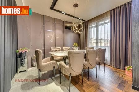 Тристаен, 130m²